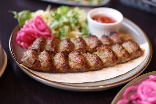 10 ensaladas de patata fáciles y deliciosas que sirven para tus comidas