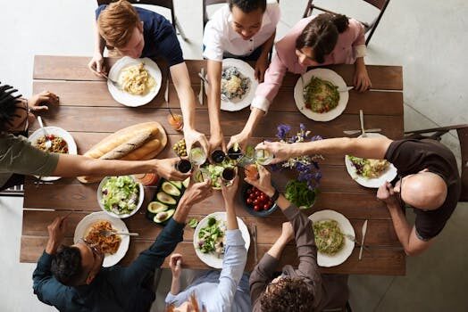 10 ensaladas de patata fáciles y deliciosas que sirven para tus comidas