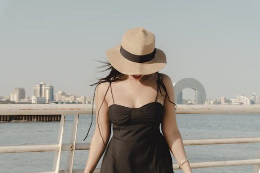 25 vestidos de invitada de boda de Zara con efecto tipazo que serán tendencia en primavera/verano 2025