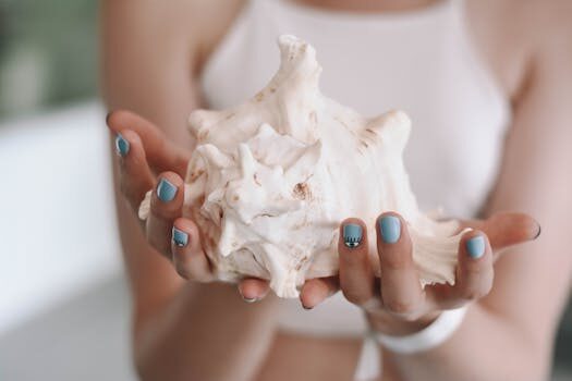 30 ideas de uñas para primavera 2025 (bonitas y para todos los gustos)
