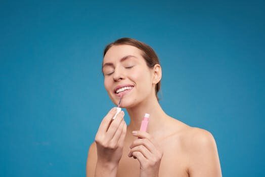 Carmen Lomana (77 años), sobre su truco de maquillaje