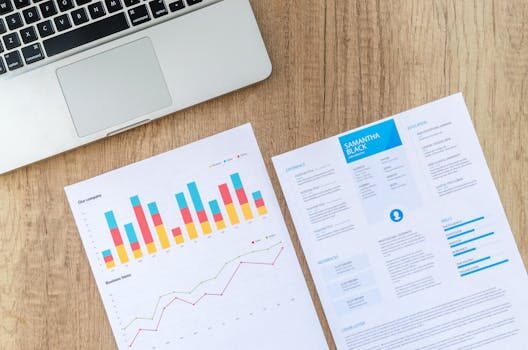 Unveiling the magic of headhunting vs. staffing agencies